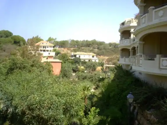 Vista exterior de Apartamento en venta en Marbella con Aire acondicionado, Calefacción y Terraza