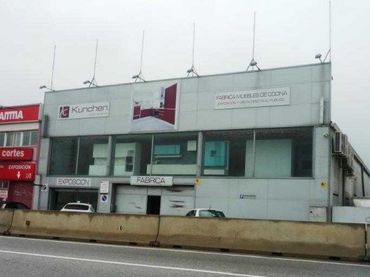 Local commercial à vendre à Pintores - Ferial