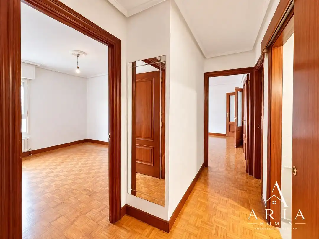 Piso con ascensor en venta en Saratsate Musikariaren Kalea, imagen 23