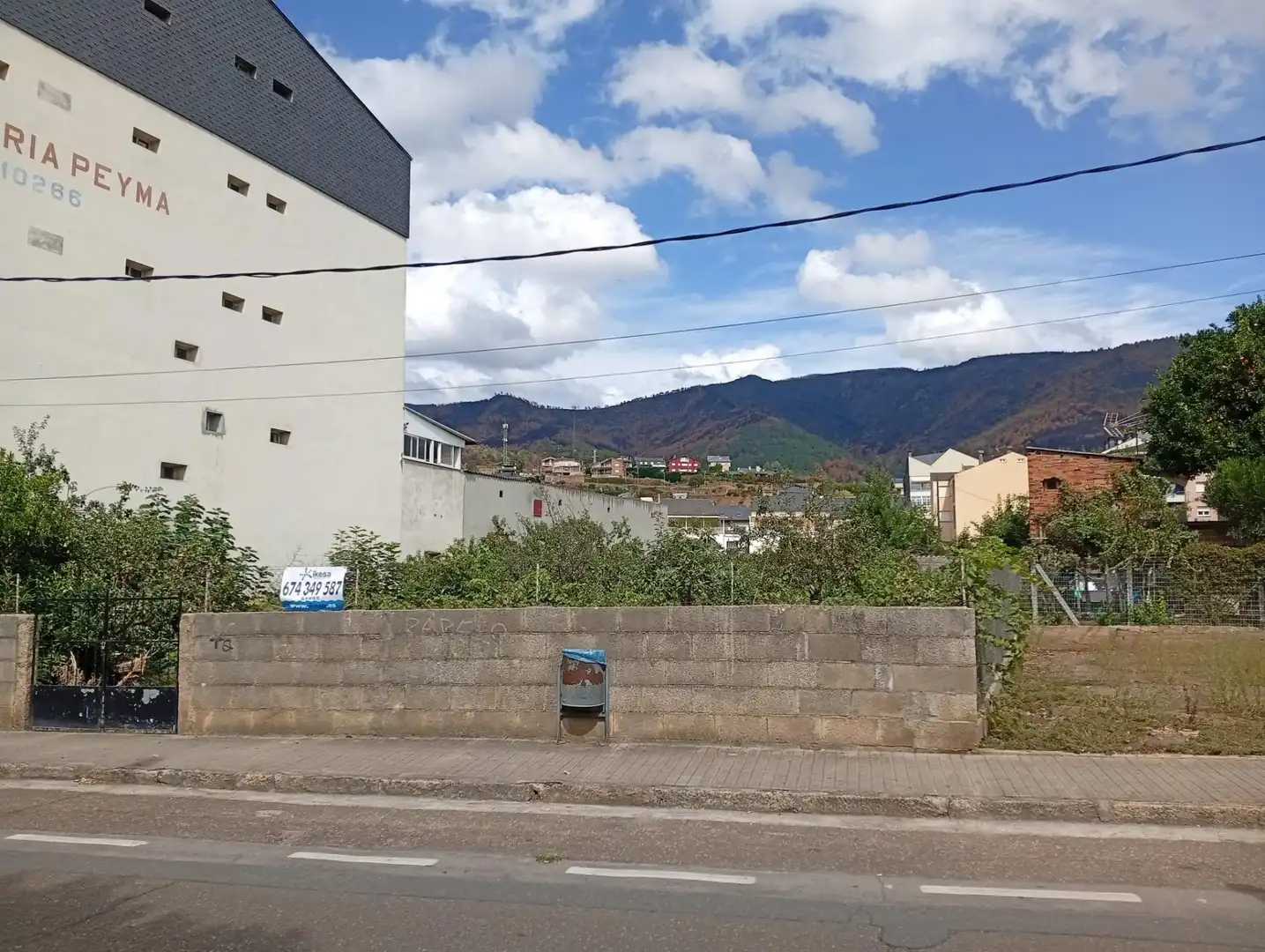 Exterior view of Residential for sale in A Rúa 
