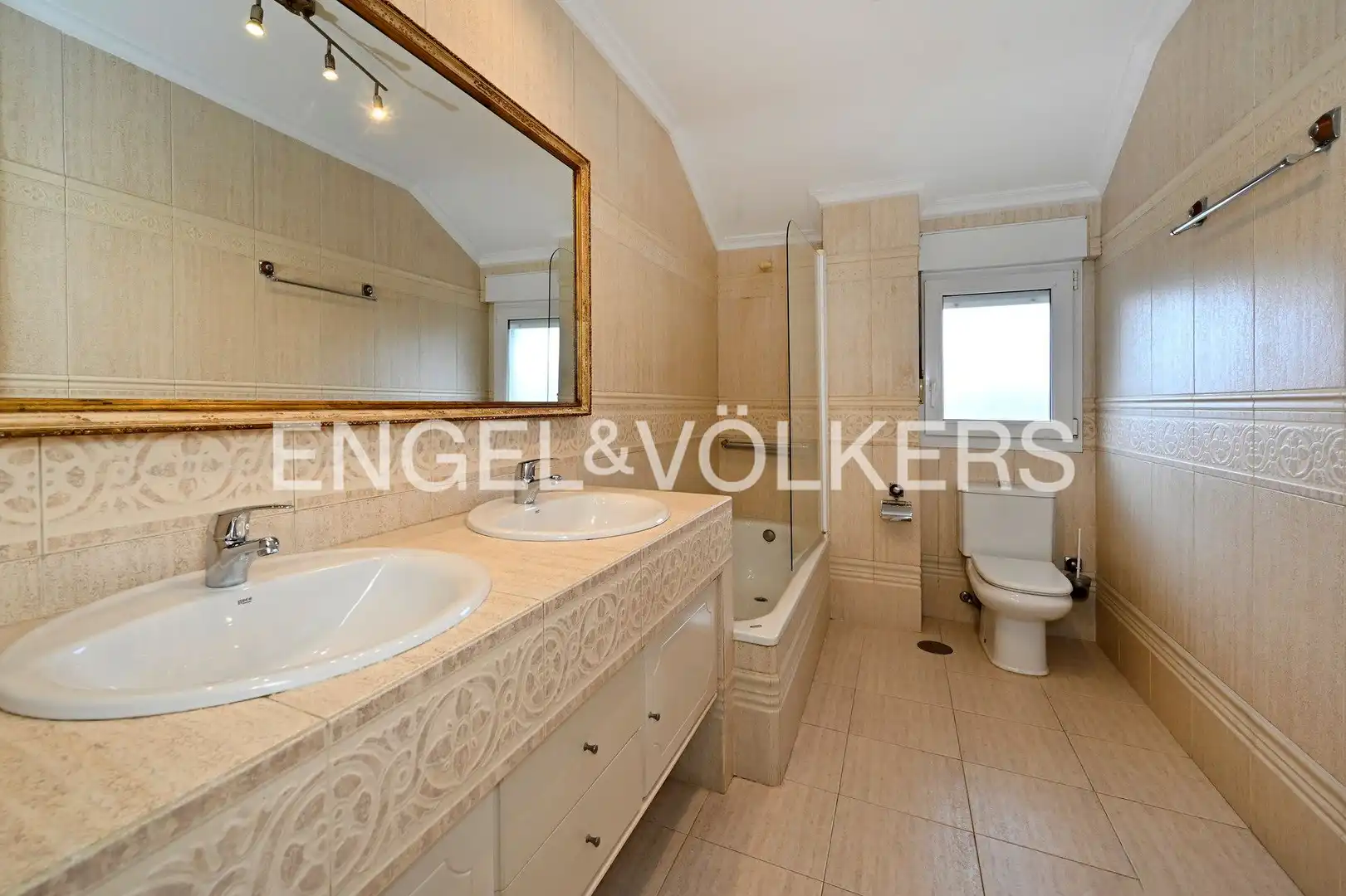 Baño de Casa o chalet en venta en Piélagos con Calefacción, Jardín privado y Terraza