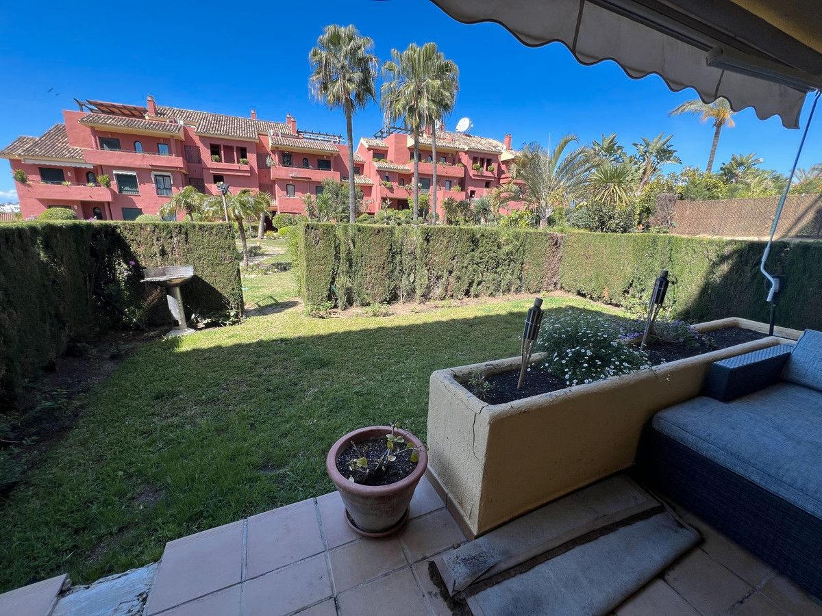 Garden of Apartment for sale in Estepona  with Air Conditioner, Furnished and TV