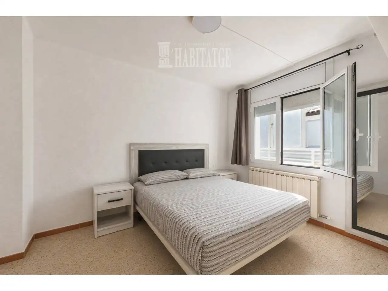Schlafzimmer von Wohnung zum Verkauf in Vic mit Heizung, Terrasse und Abstellraum