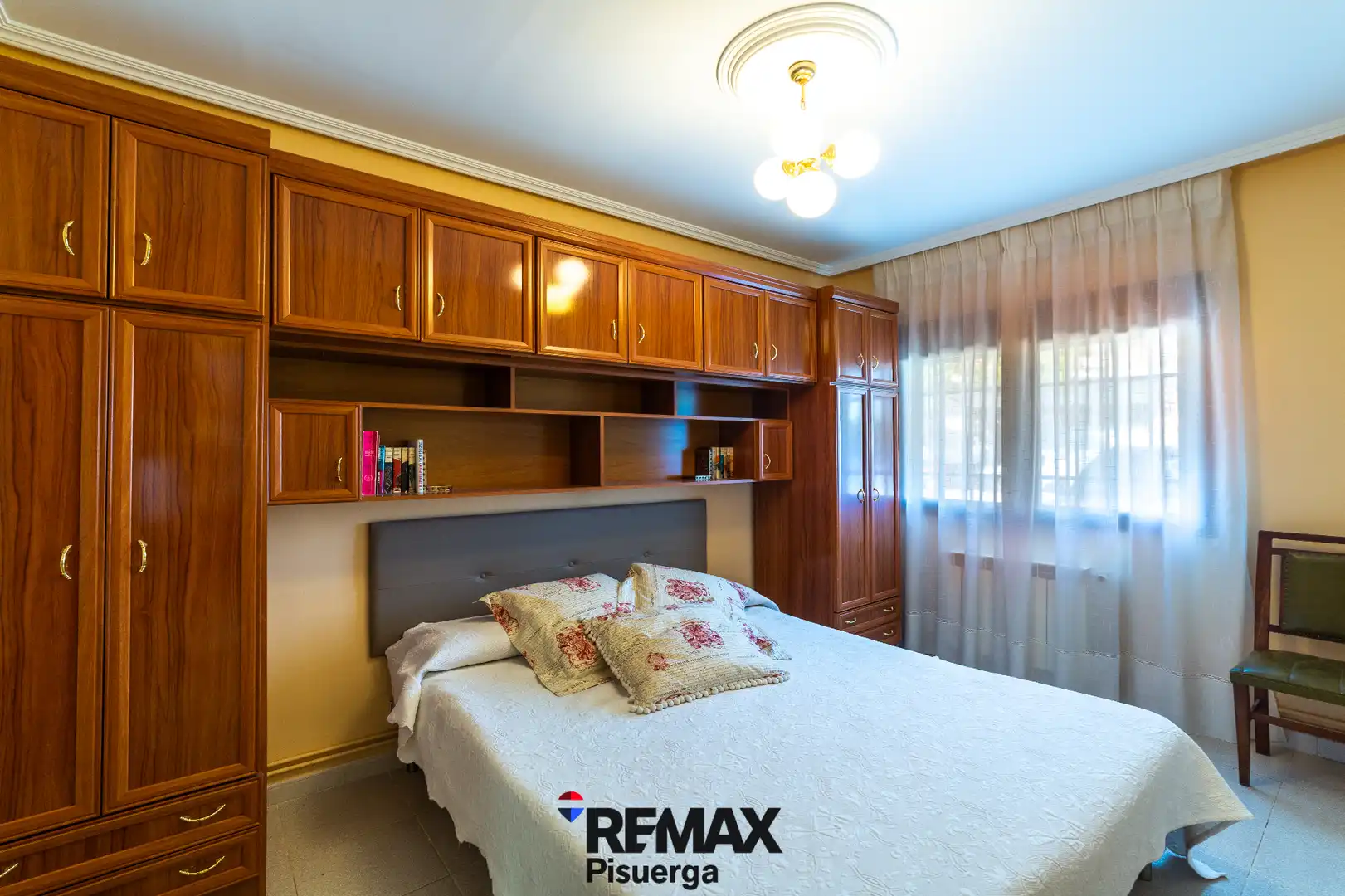 Bedroom of Houses for sale in Tordesillas  with Storage room