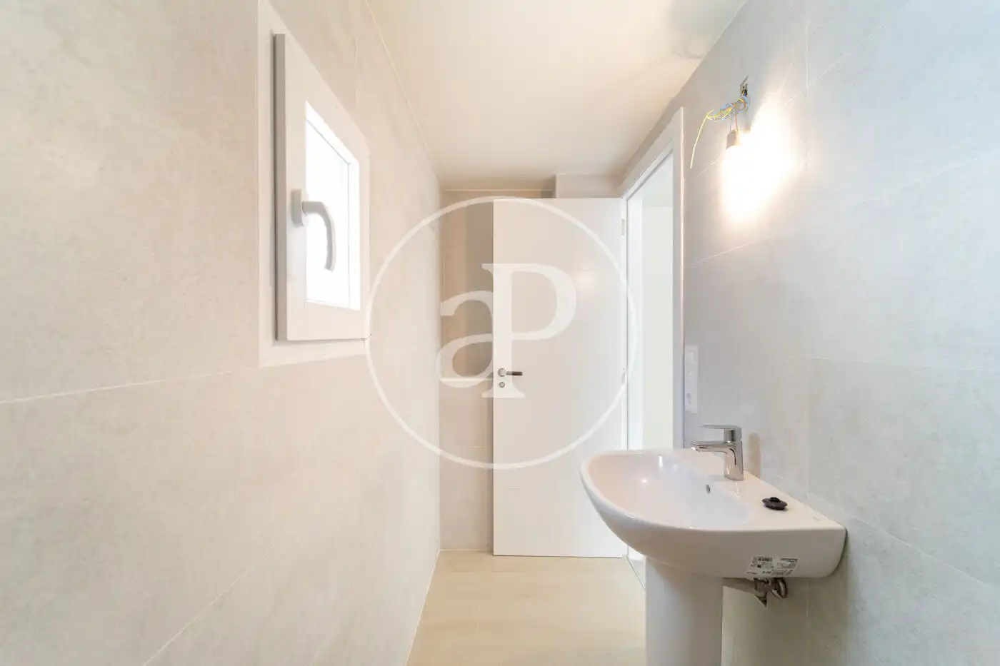 Bathroom of Houses for sale in Dénia  with Air Conditioner, Heating and Private garden