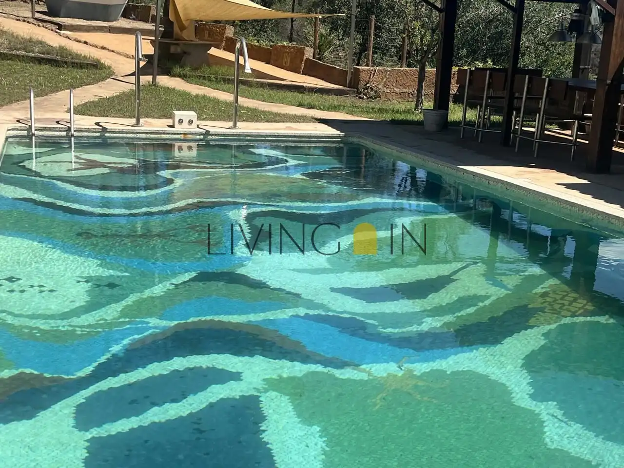 Piscina de Finca rústica en venda en Cervelló amb Jardí privat i Piscina