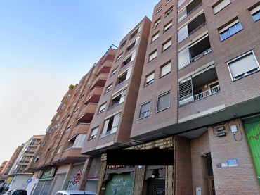 Wohnung mit Balkon zum Verkauf in Carrer de Pere de Cavassèquia 24