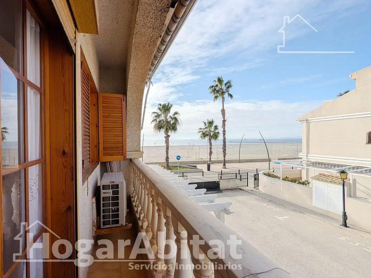 Vista exterior de Casa o xalet en venda en Santa Pola amb Aire condicionat, Terrassa i Moblat