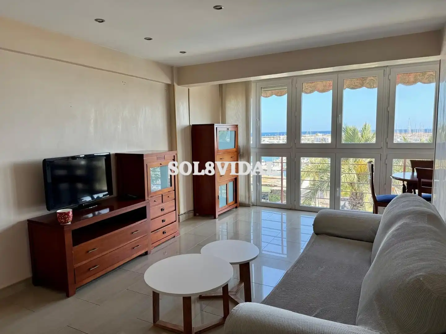Vista exterior de Piso de alquiler en Torrevieja con Aire acondicionado, Calefacción y Amueblado