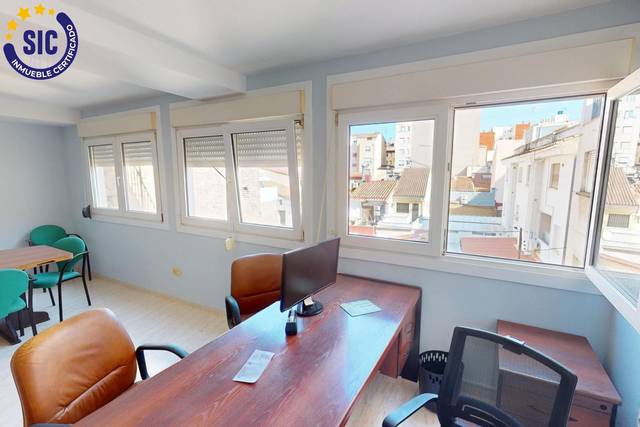 Oficina en Venta en Calle MAYOR, 74 en Casco Histórico