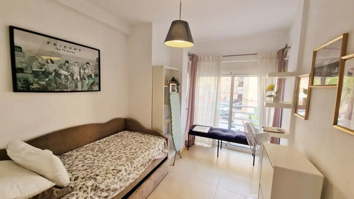 Schlafzimmer von Wohnung zur Miete in Málaga mit Klimaanlage, Terrasse und Möbliert