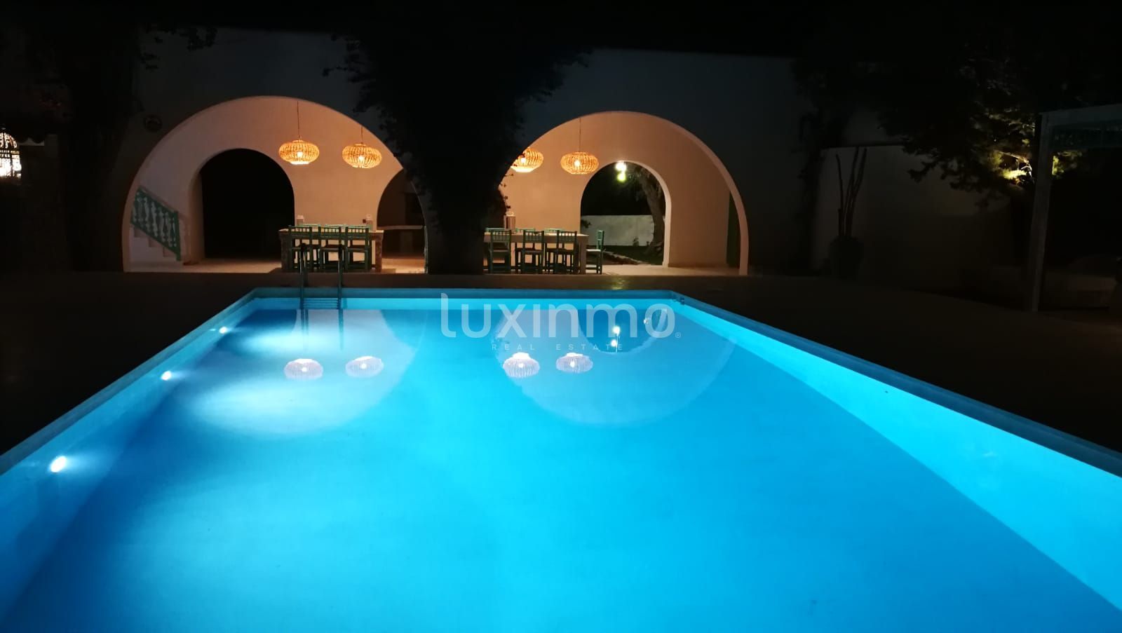 Piscina de Casa o xalet en venda en Sant Antoni de Portmany amb Jardí privat, Terrassa i Piscina comunitària