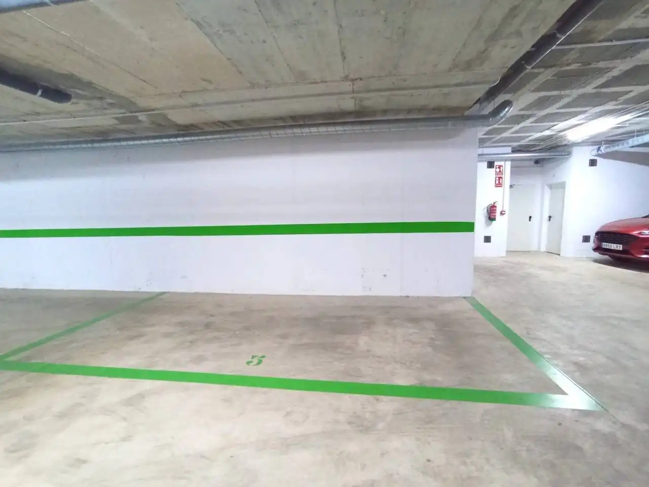 Aparcament de Pis de lloguer en Rubí amb Aire condicionat, Parquet i Terrassa