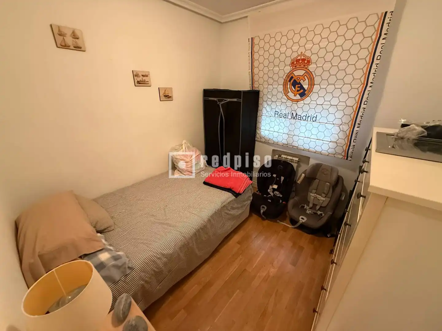 Schlafzimmer von Wohnung zum Verkauf in Madrid mit Klimaanlage, Heizung und Terrasse