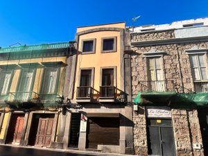 Exterior view of House or chalet for sale in Las Palmas de Gran Canaria  with Terrace, Storage room and Balcony