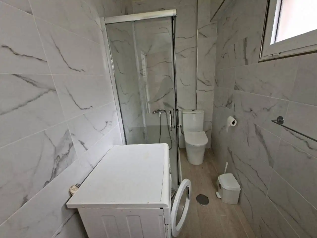 Badezimmer von Wohnung zum Verkauf in Cartagena