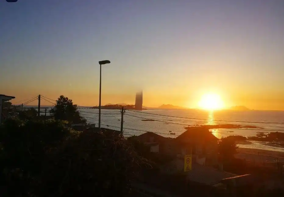 Vista exterior de Casa o chalet en venta en Vigo  con Jardín privado y Balcón