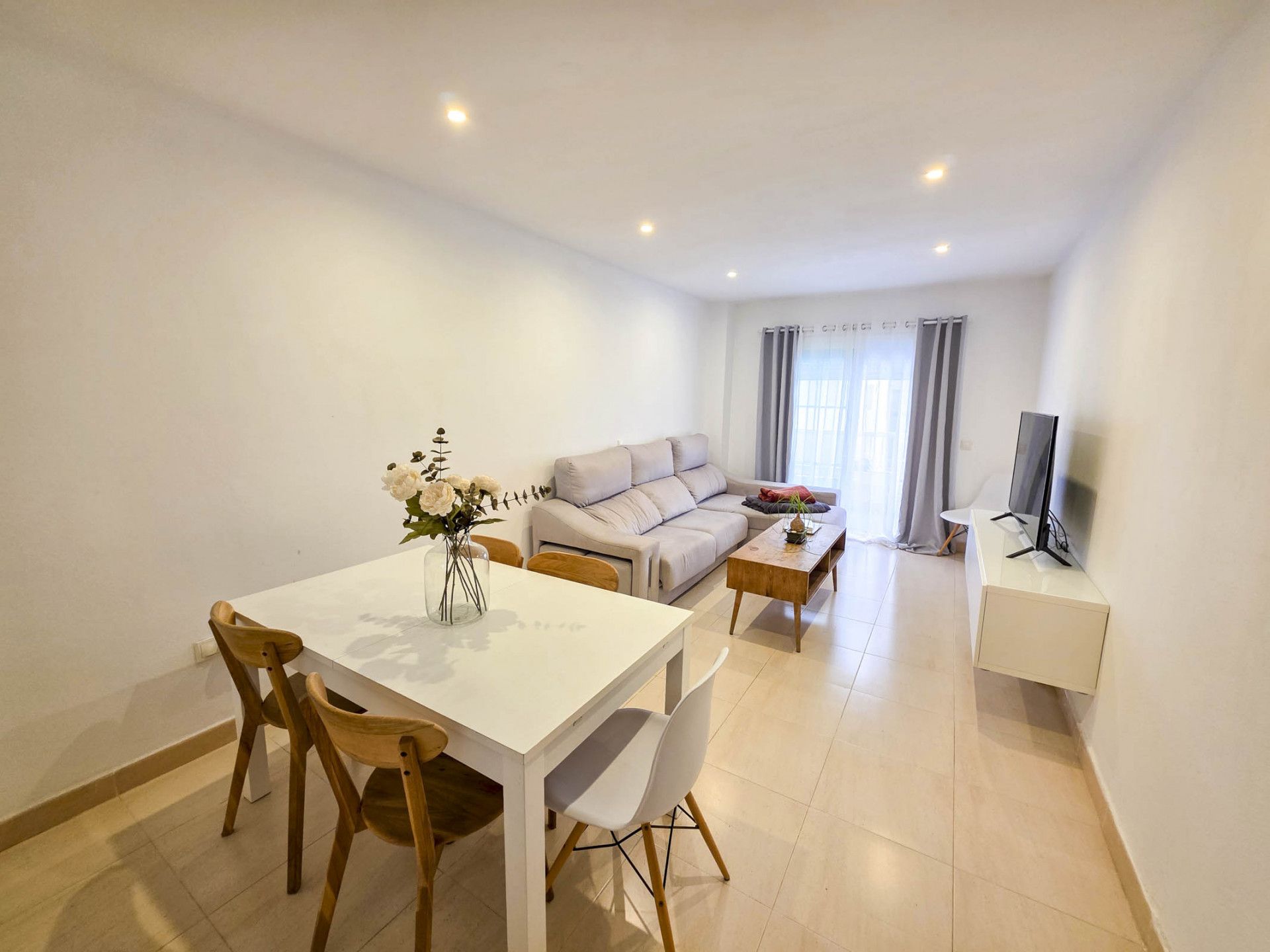 Living room of Apartment for sale in Manilva  with Terrace, Storage room and Furnished