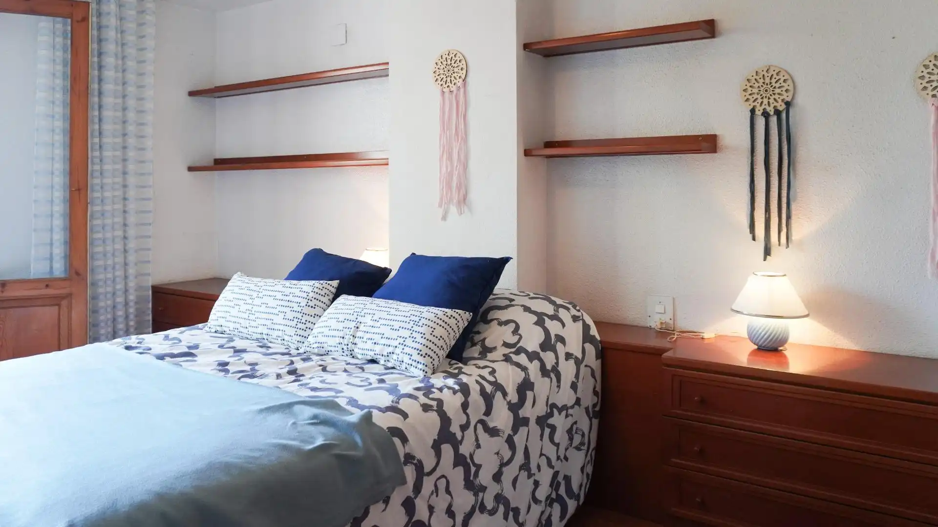 Schlafzimmer von Dachboden zum Verkauf in El Puig de Santa Maria mit Privatgarten, Terrasse und Balkon