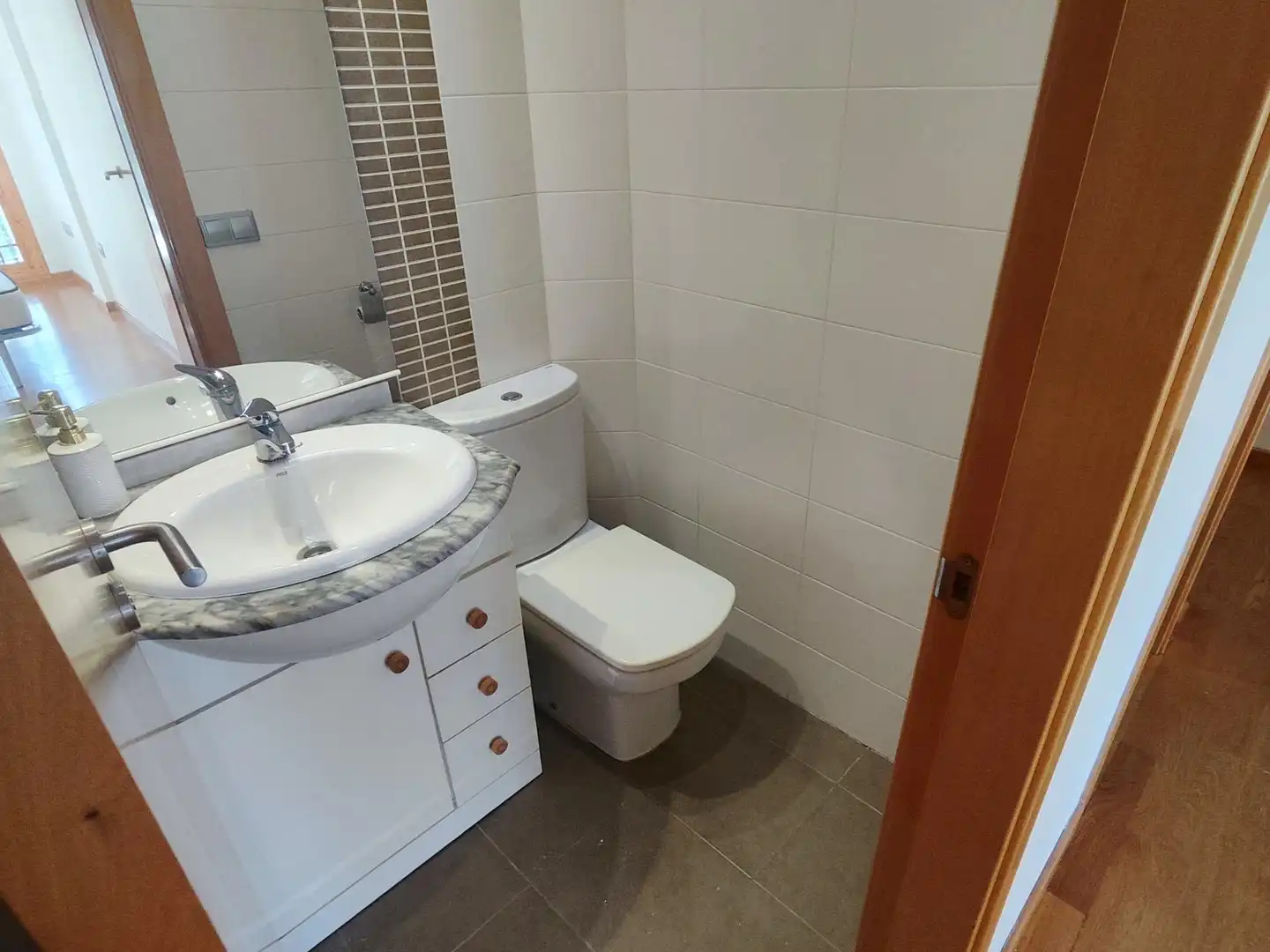 Bany de Apartament en venda en Oropesa del Mar / Orpesa amb Aire condicionat, Parquet i Moblat