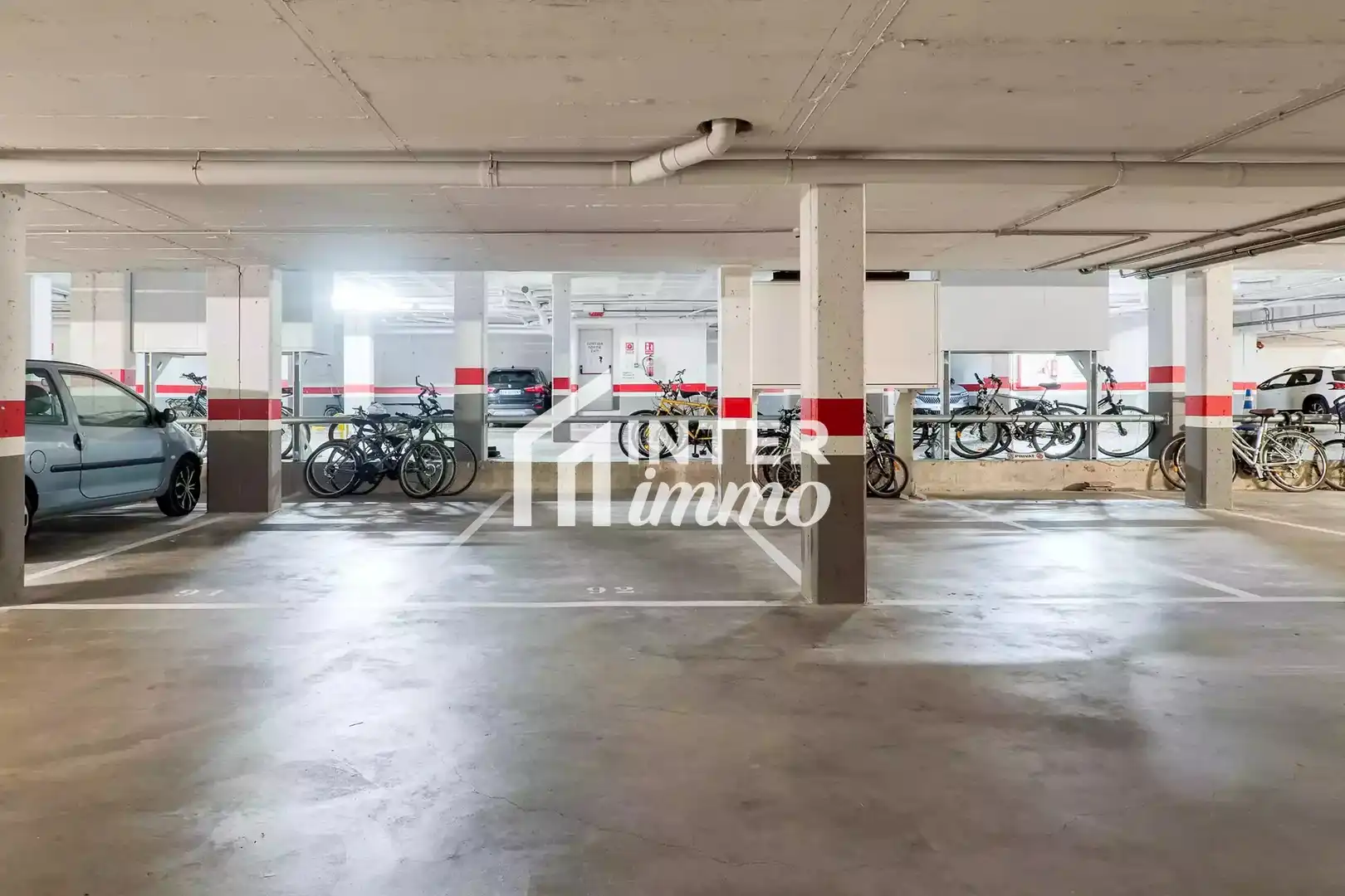 Parkplatz von Wohnung zum Verkauf in Roses mit Klimaanlage, Heizung und Terrasse