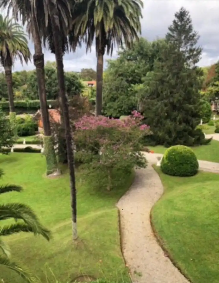 Jardí de Casa o xalet en venda en Gijón  amb Jardí privat, Terrassa i Moblat