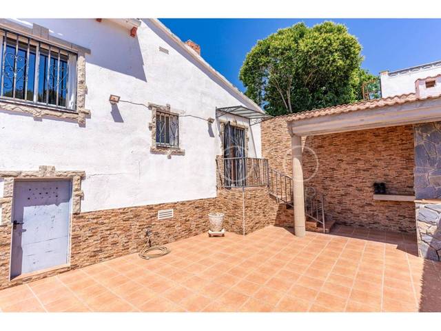 Casa-chalet en Venta en La Pobla de Montornès