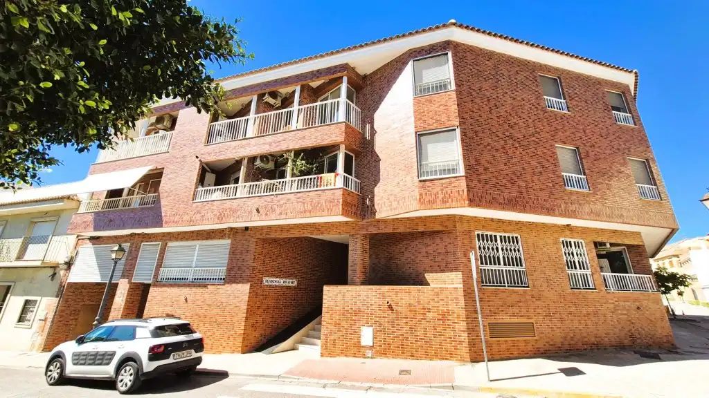 Appartement avec ascenseur à vendre à Calle Barón de Campo Olivar