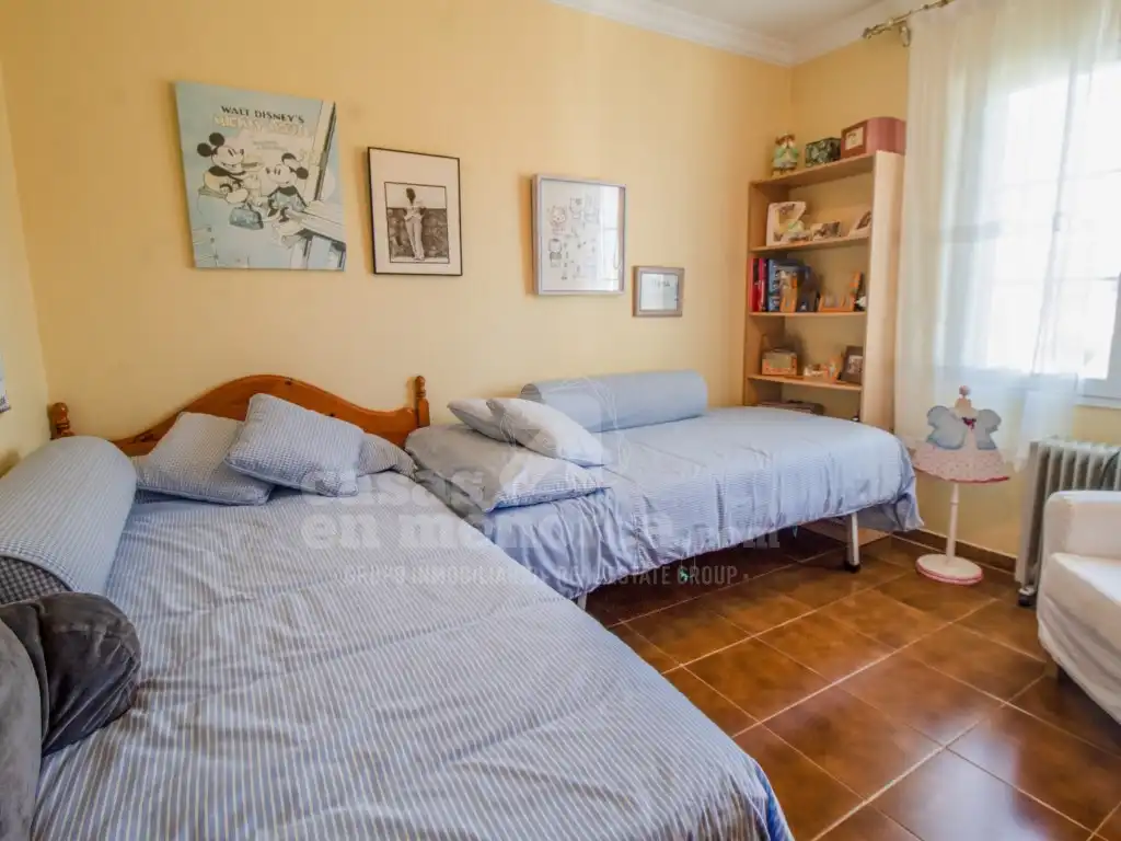 Habitación de Finca rústica en venta en Es Castell con Aire acondicionado, Jardín privado y Piscina