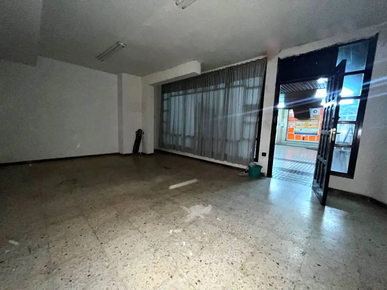 Local en venta en Huelva