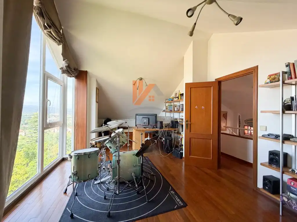 Sala de estar de Casa adosada en venta en Brión con Jardín privado, Trastero y Horno
