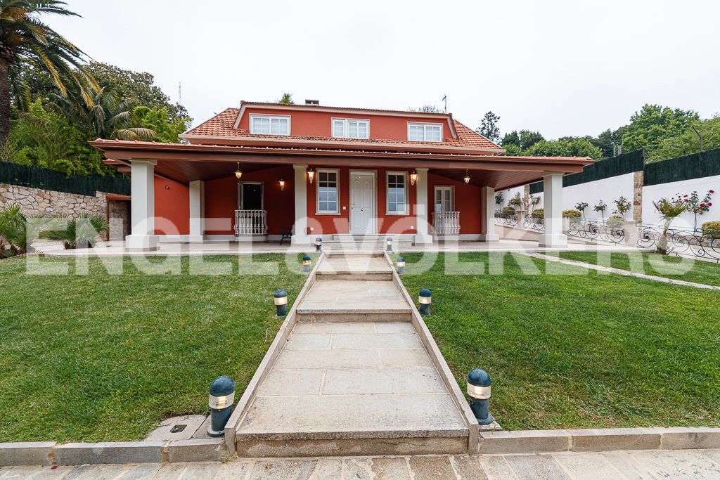 Exterior view of House or chalet for sale in Vigo   with Heating