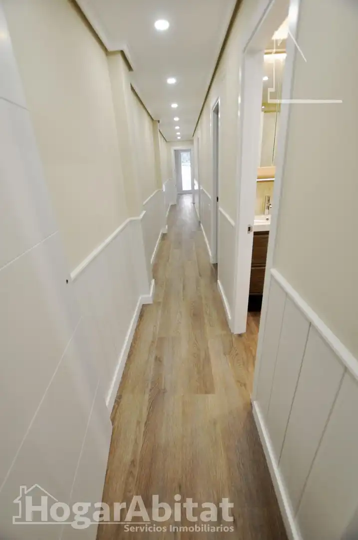 Flat with terrace for sale in Calle de San Vicente Mártir, imagen 44