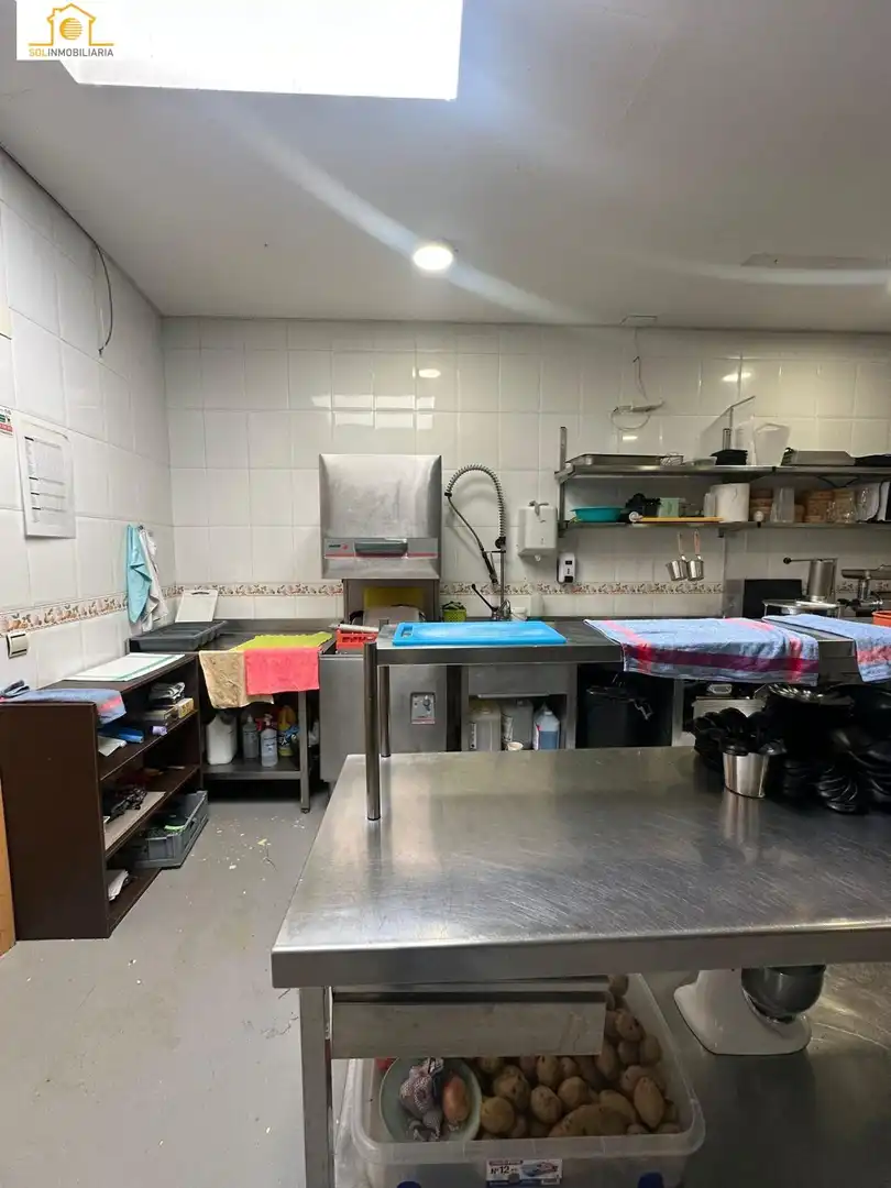 Business premises to rent in Casco Antiguo, imagen 9