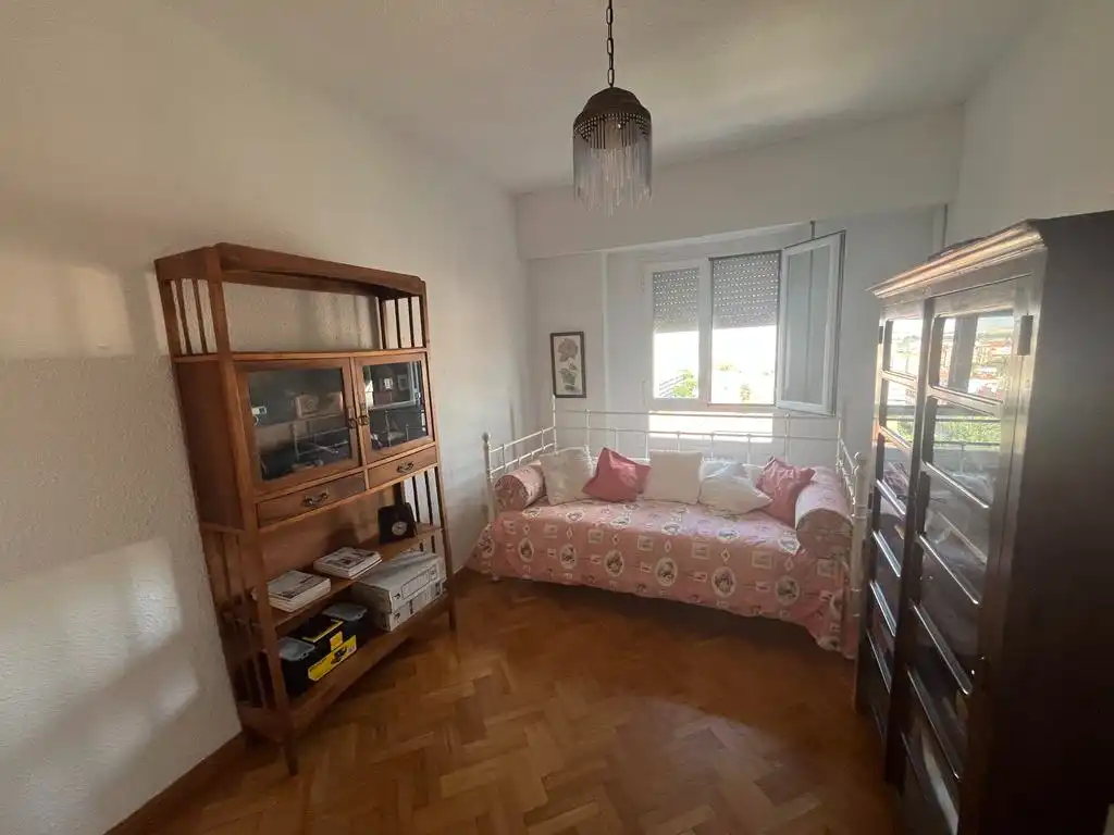 Schlafzimmer von Wohnung zum Verkauf in Albacete mit Klimaanlage, Heizung und Parkett