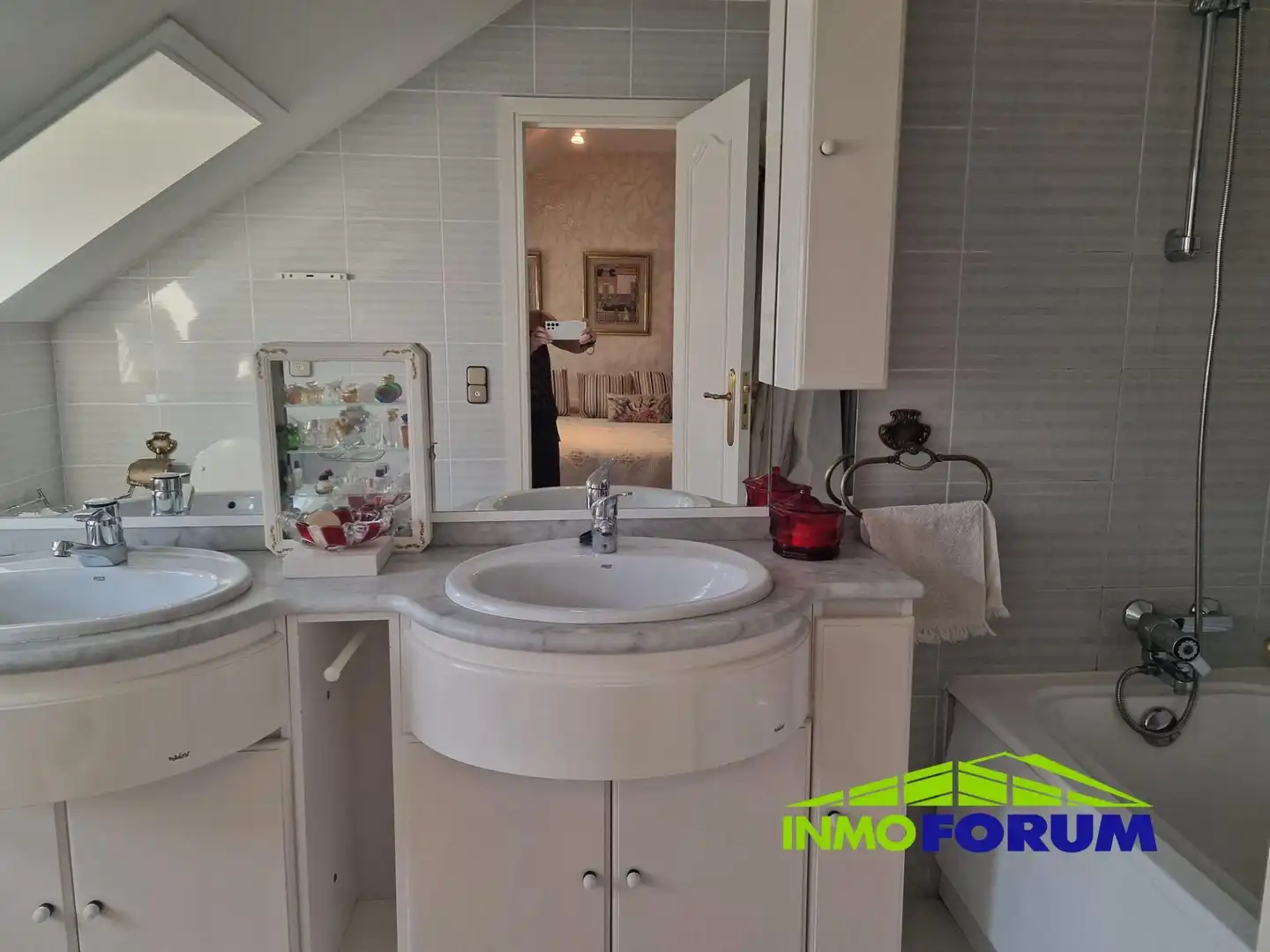 Bathroom of Attic for sale in A Coruña Capital   with Storage room