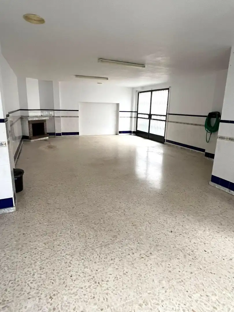 Casa adosada en venta en Moguer con Aire acondicionado, Terraza y Trastero