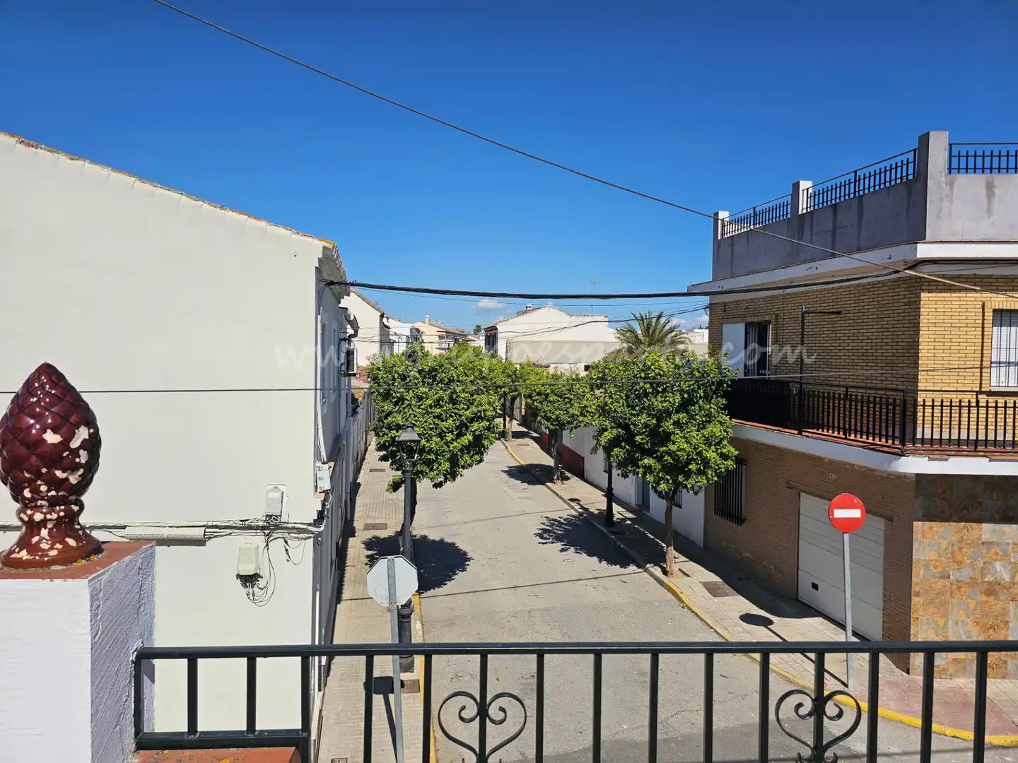 Vista exterior de Casa adosada en venta en Umbrete