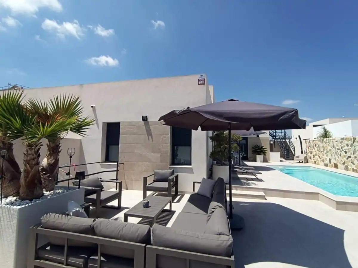 Villa mit Pool zum Verkauf in Daya Nueva, imagen 4
