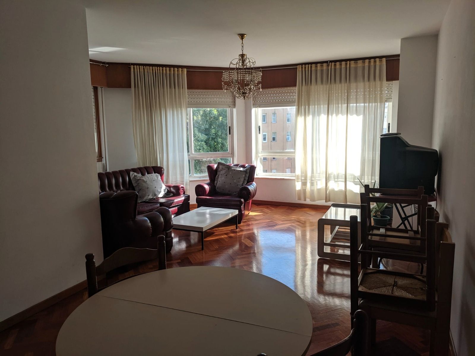 Sala de estar de Piso de alquiler en A Coruña Capital  con Calefacción, Parquet y Amueblado