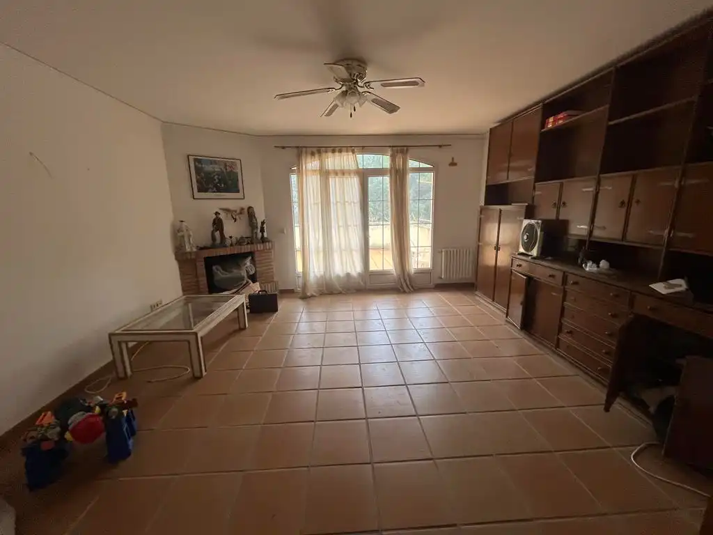 Sala de estar de Casa o chalet en venta en Albacete con Aire acondicionado, Calefacción y Jardín privado