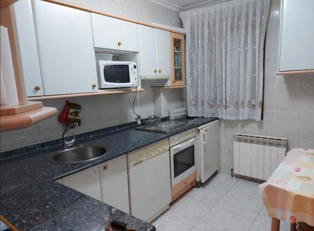 Kitchen of Flat for sale in Merindad de Valdeporres  with Heating, Terrace and Furnished