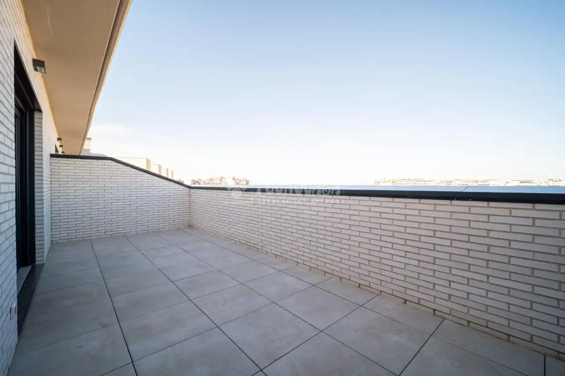 Terraza de Piso de alquiler en Rivas-Vaciamadrid con Calefacción, Alarma y Domótica