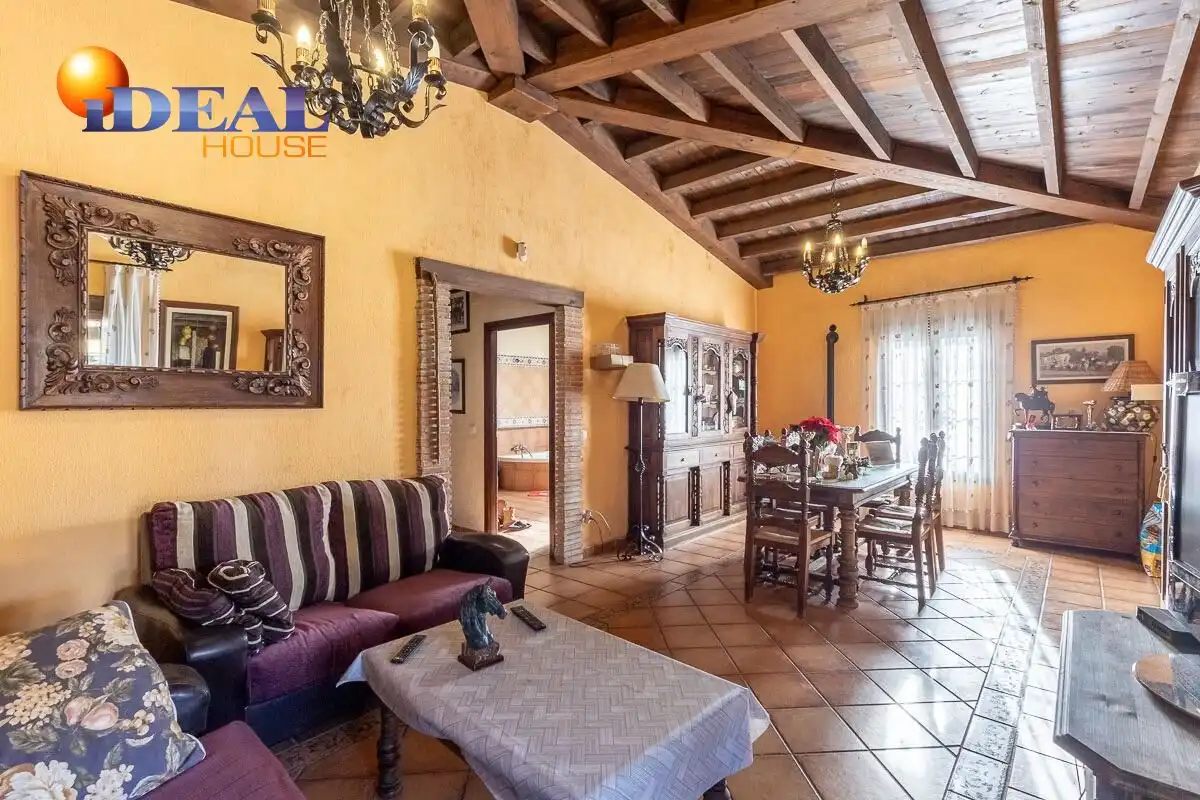 Chalet con jardín en venta en La Zubia Ciudad, imagen 4