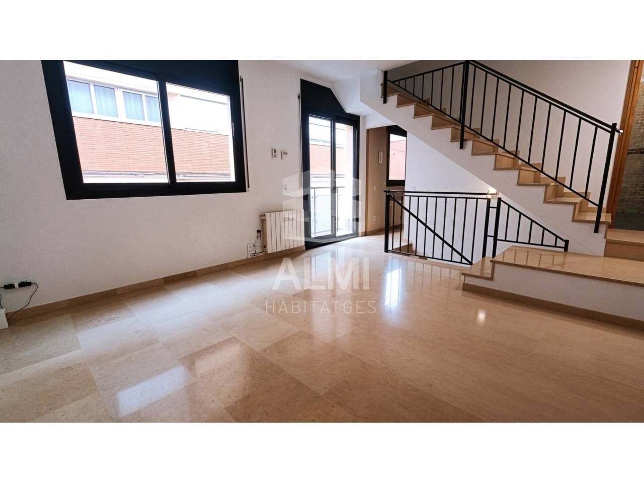 Living room of House or chalet for sale in  Barcelona Capital  with Air Conditioner, Heating and Terrace