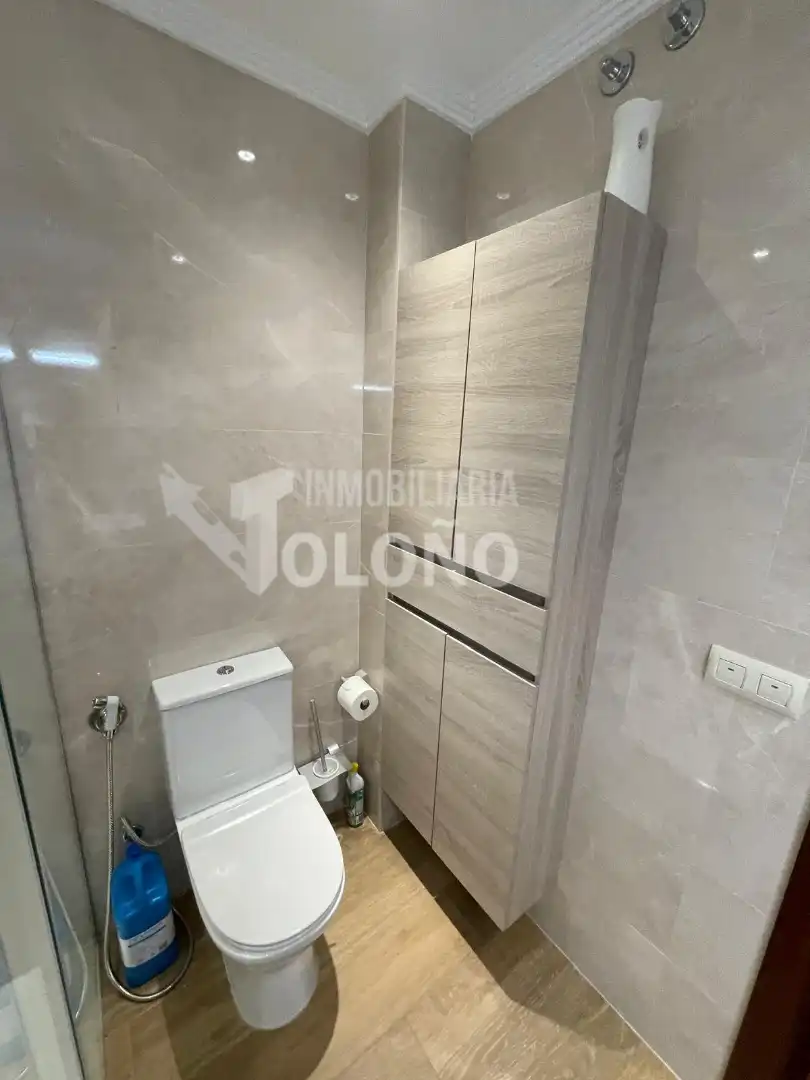 Baño de Apartamento en venta en Casalarreina con Calefacción, Parquet y Amueblado