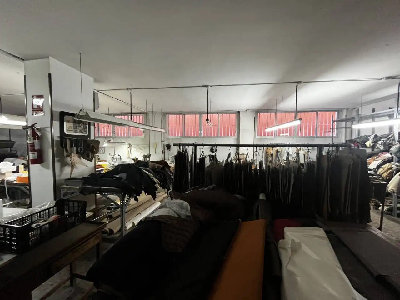 Geschaftsraum zur Miete in Calle Felip II, La Sagrera