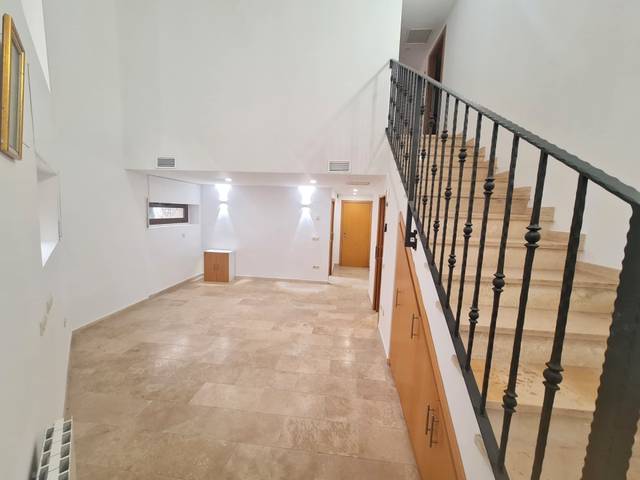 Dúplex en Venta en Carretera del General Moragues en Barris Marítims