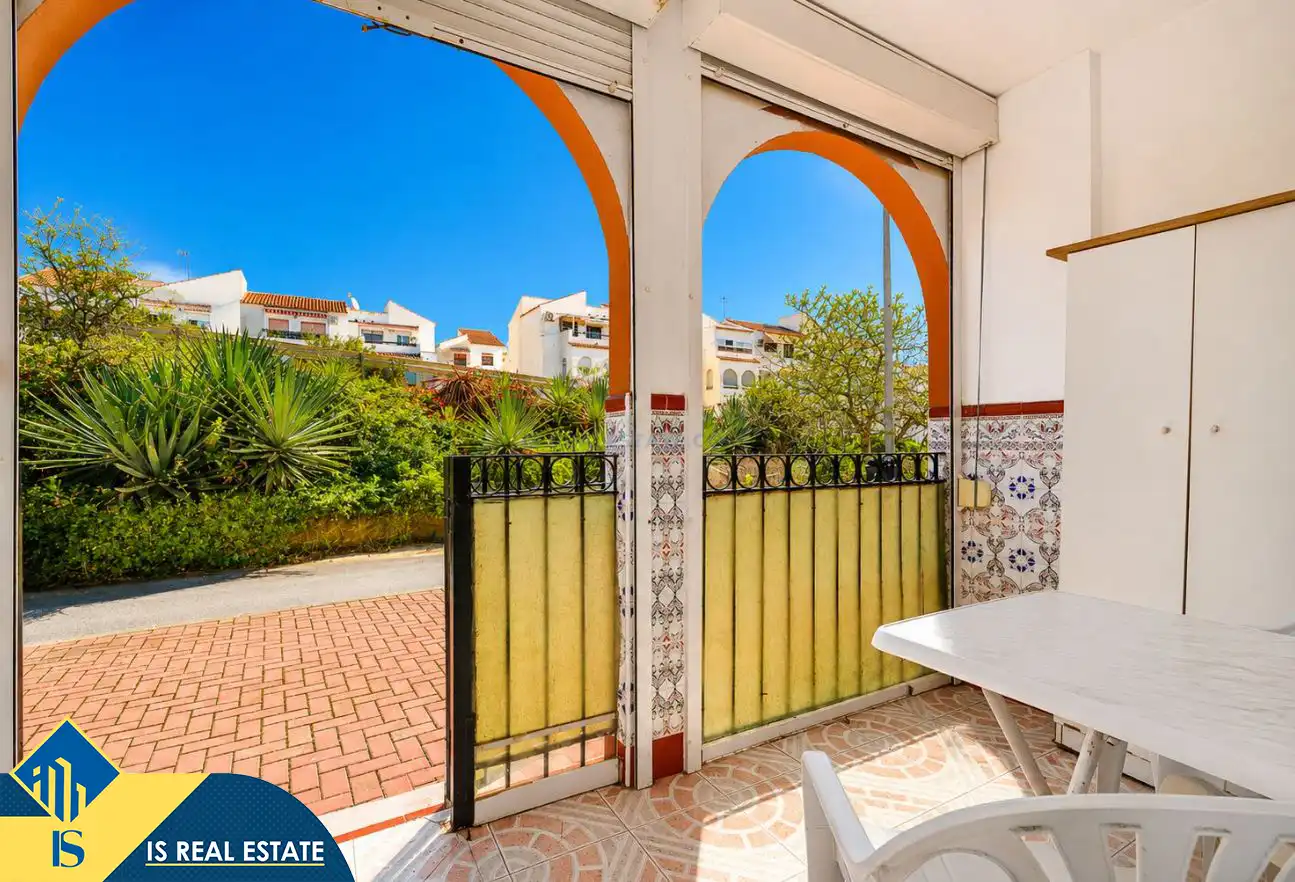 Bungalow with pool for sale in Playa del Acequión, Náufragos y Rocío del Mar, imagen 3