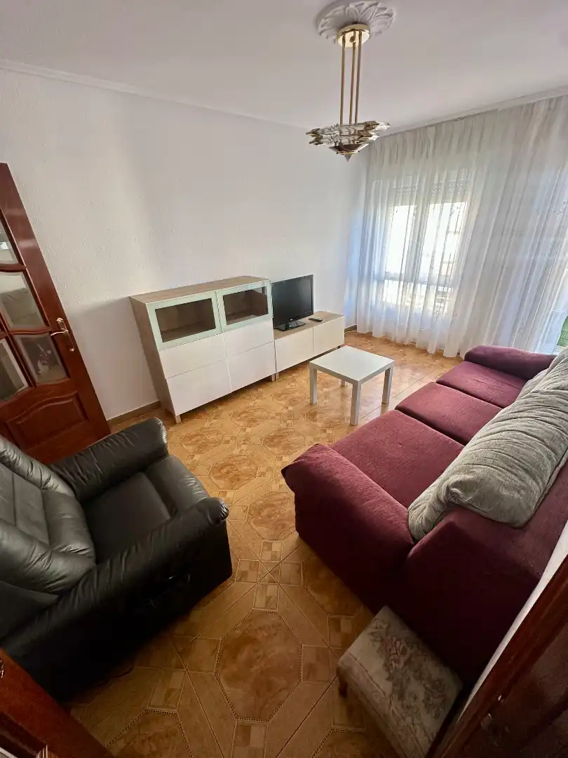 Sala d'estar de Pis en venda en Barakaldo  amb Calefacció, Terrassa i Moblat